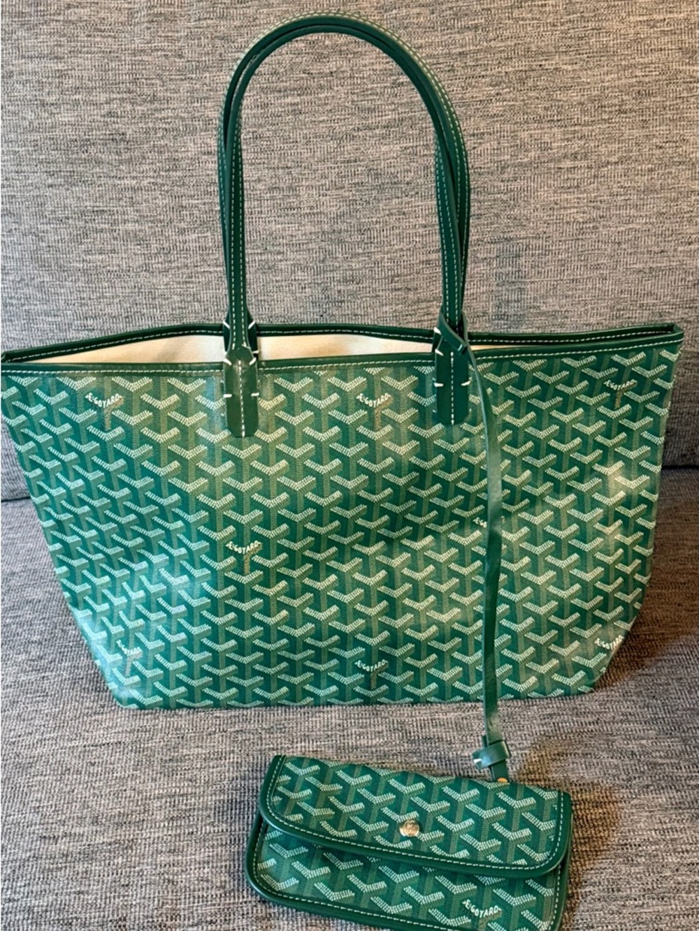 Coated Canvas Green Geometric Patterned Tote Bag with Pouch